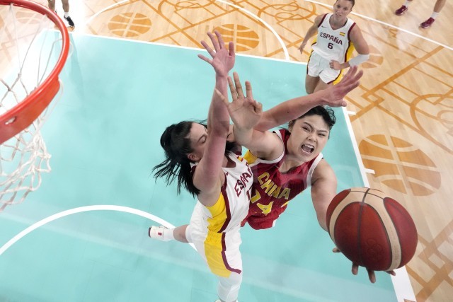  多特蒙德防线失误连连痛失好局惜败劲旅