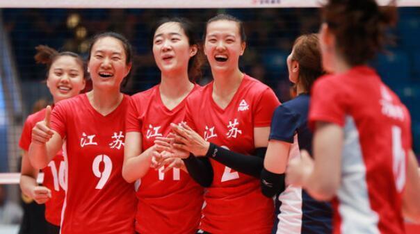  那不勒斯锋线三叉戟发威横扫联赛中游球队